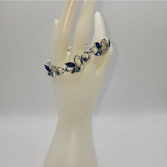 Vtg Style Two Tone Blue Rhinestones Silver w/Bracelet - Picture 14 of 14